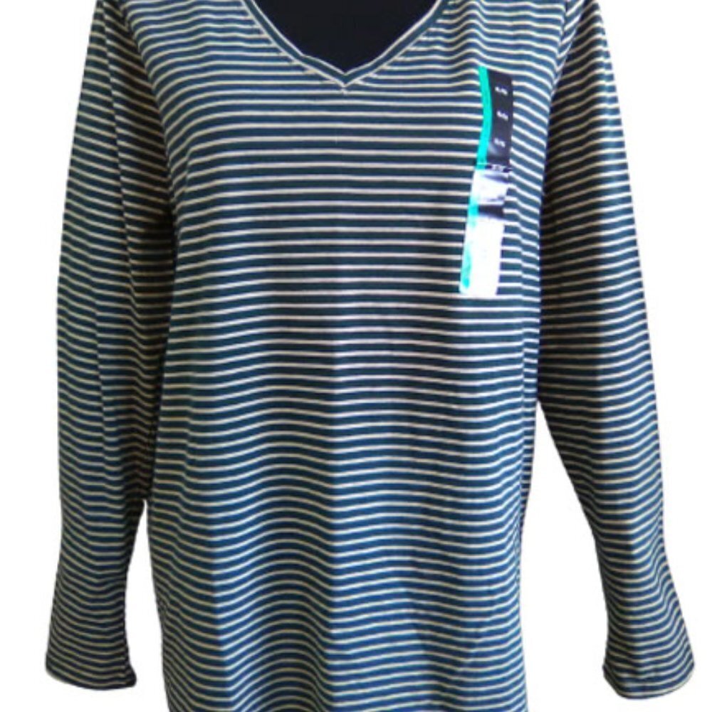 3/$30💥 NEW George V-neck Stripe Long-sleeve Shirt (XL)